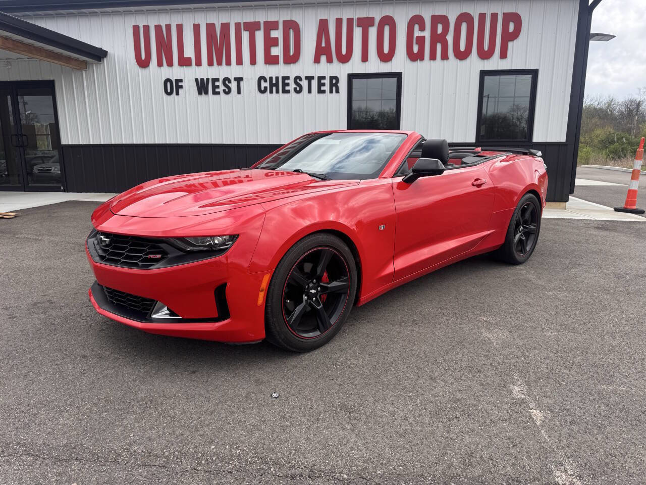Used 2020 Chevrolet Camaro LT w/ RS Package RWD image 3