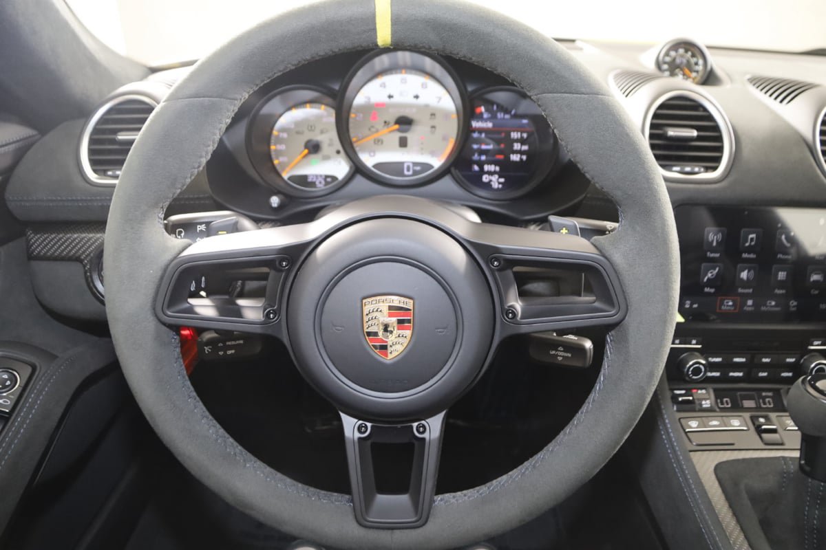 Used 2025 Porsche 718 Cayman GT4 RS w/ Weissach Package RWD image 58