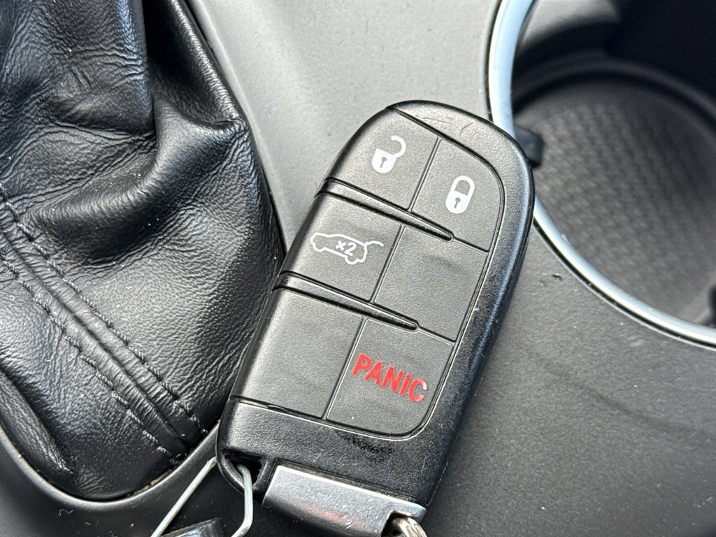 Used 2019 Dodge Durango SXT image 37