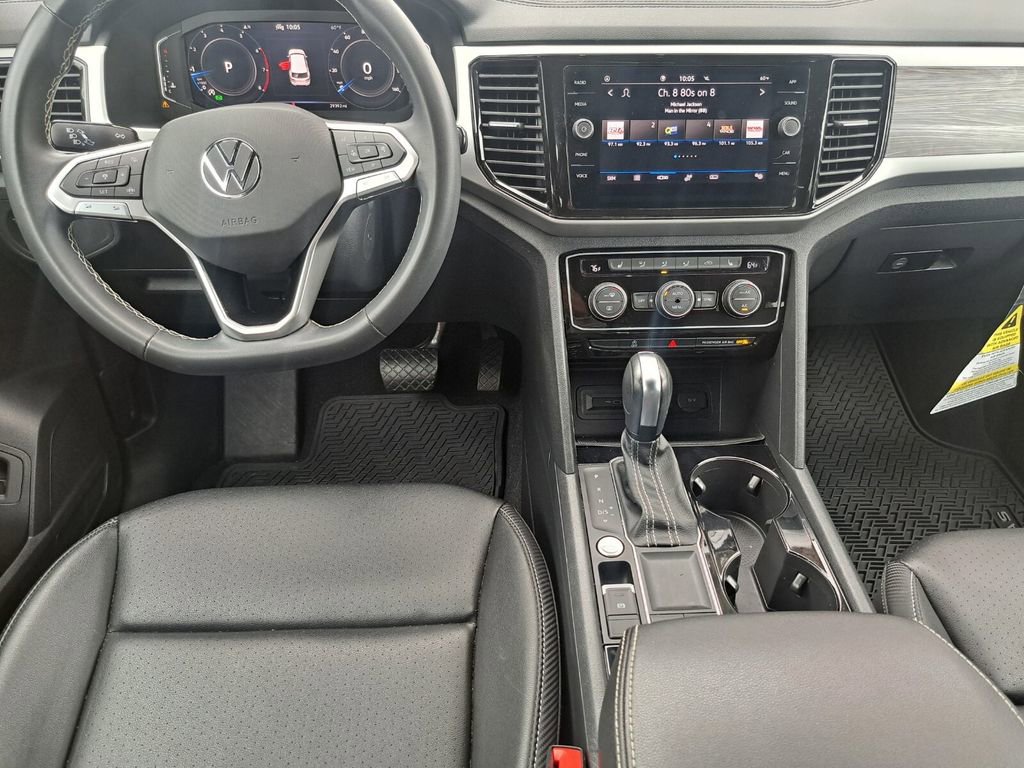 Used 2023 Volkswagen Atlas Cross Sport SE image 19