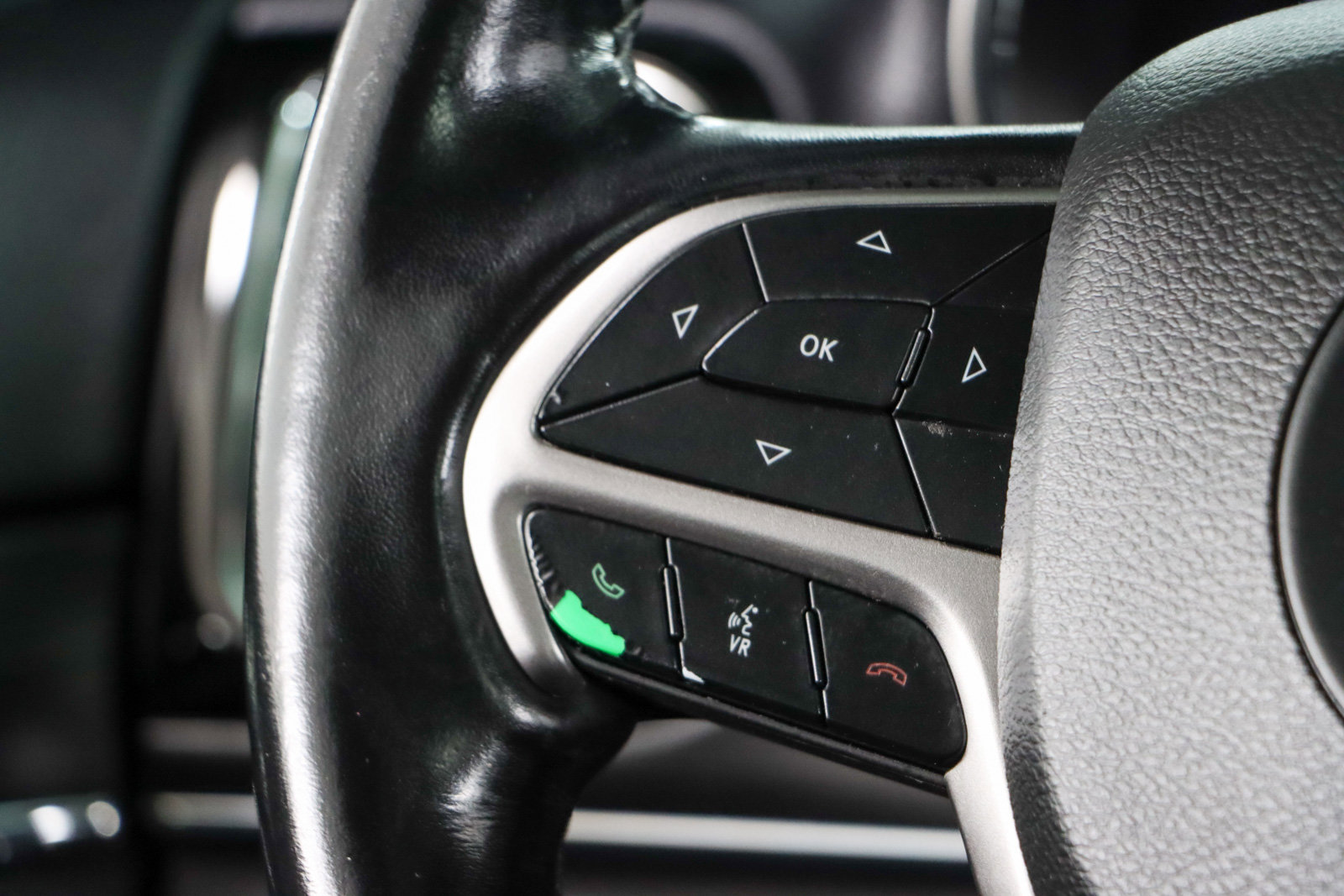 Used 2021 Jeep Grand Cherokee Limited w/ Quick Order Package 28K 80th image 13