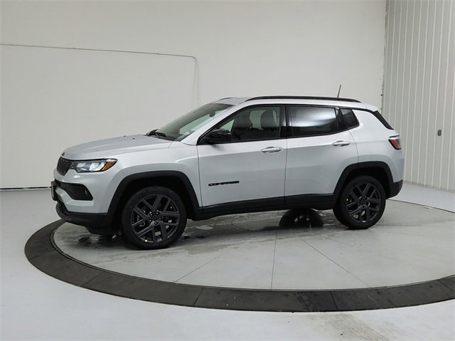 New 2026 Jeep Compass Latitude image 4