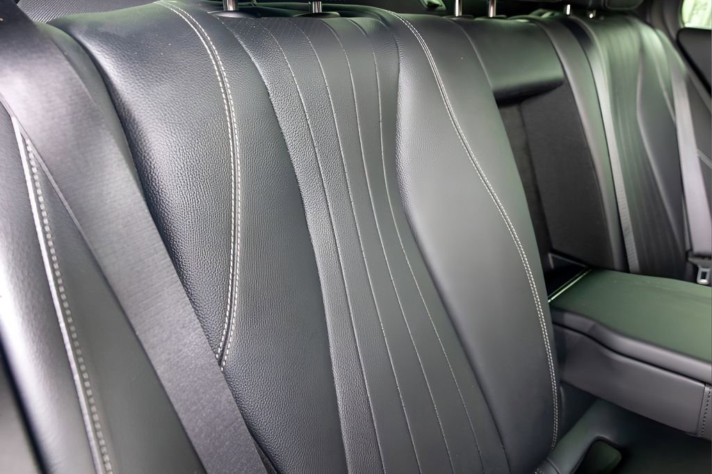 Used 2020 Mercedes-Benz E 350 Sedan image 71