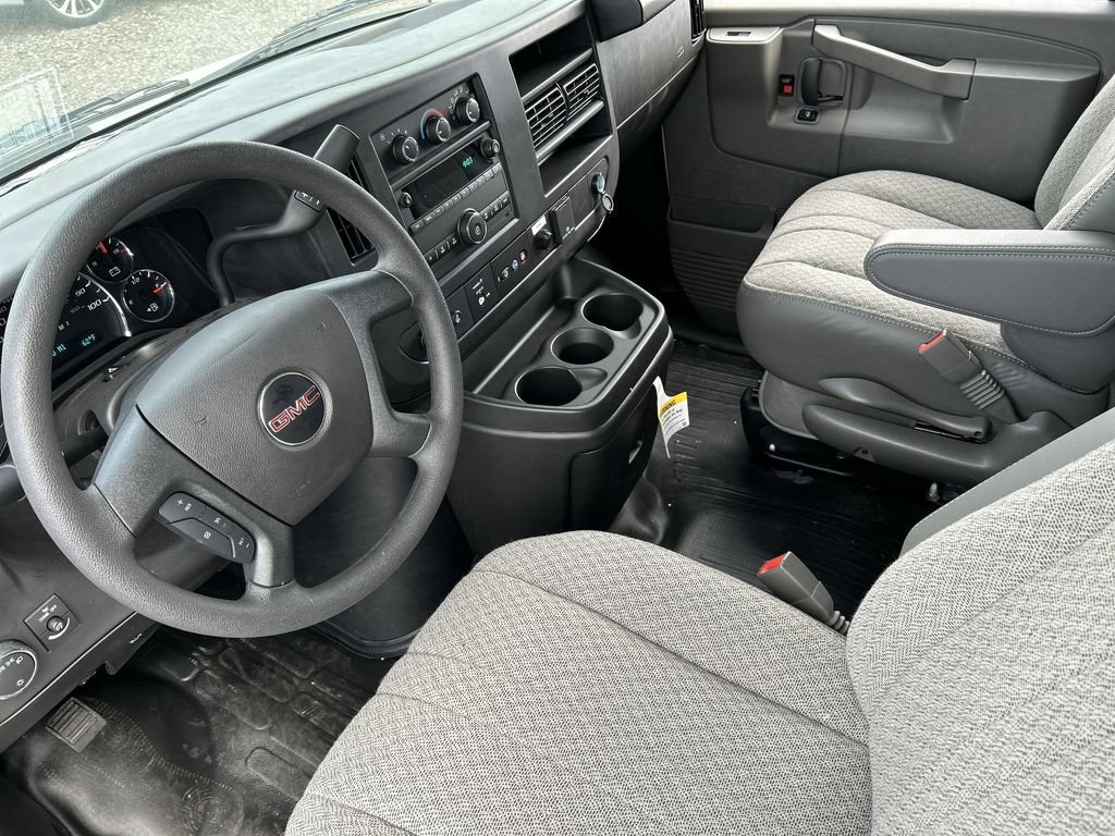 New 2025 GMC Savana 3500 w/ Power Convenience Package RWD image 10