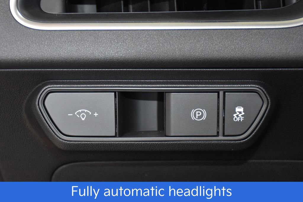 New 2025 Kia K4 LXS image 9