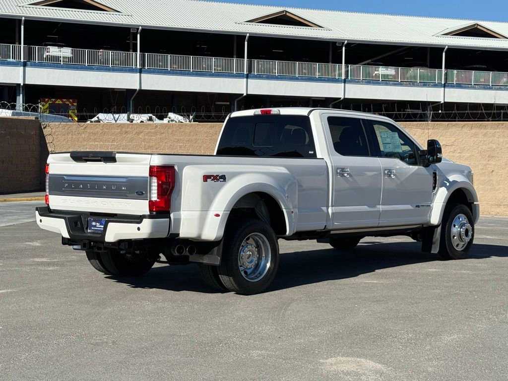 Certified 2018 Ford F450 Platinum w/ Platinum Ultimate Package image 4