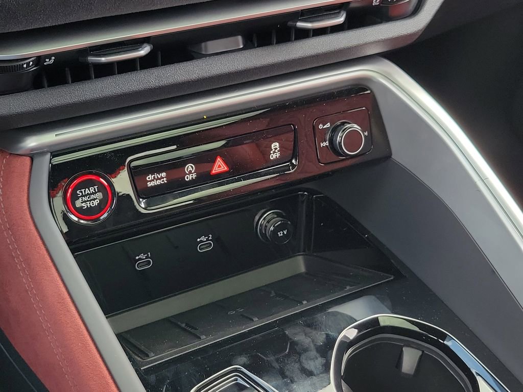 New 2025 Audi SQ5 Premium Plus image 13
