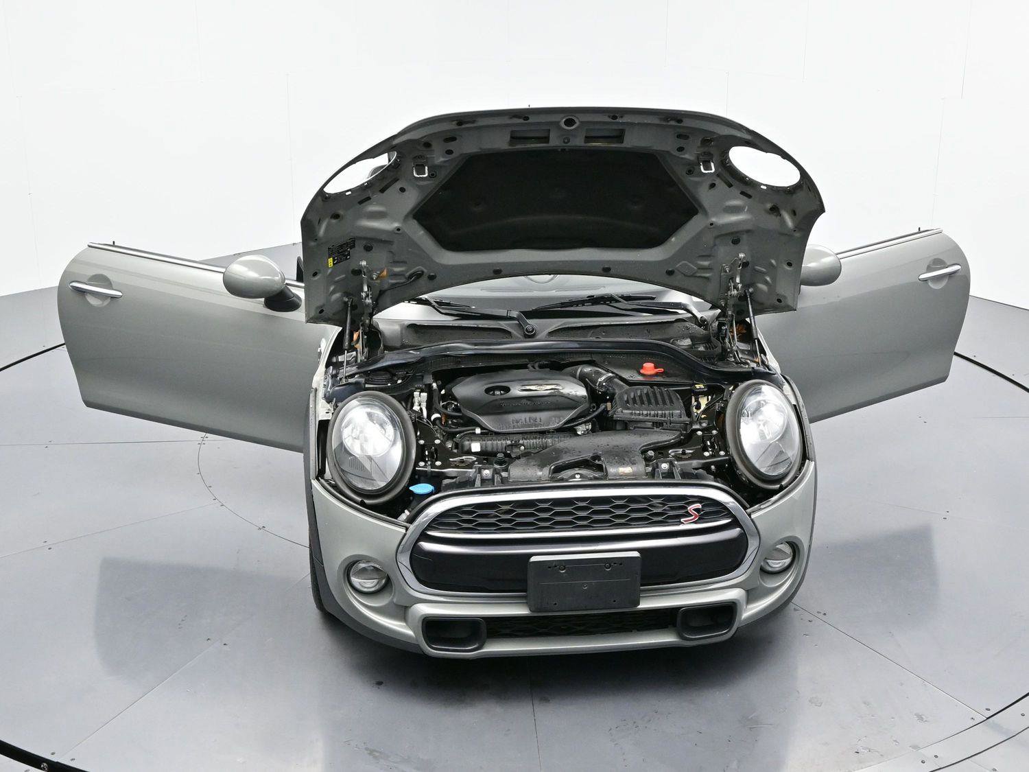 Used 2019 MINI Cooper S image 37