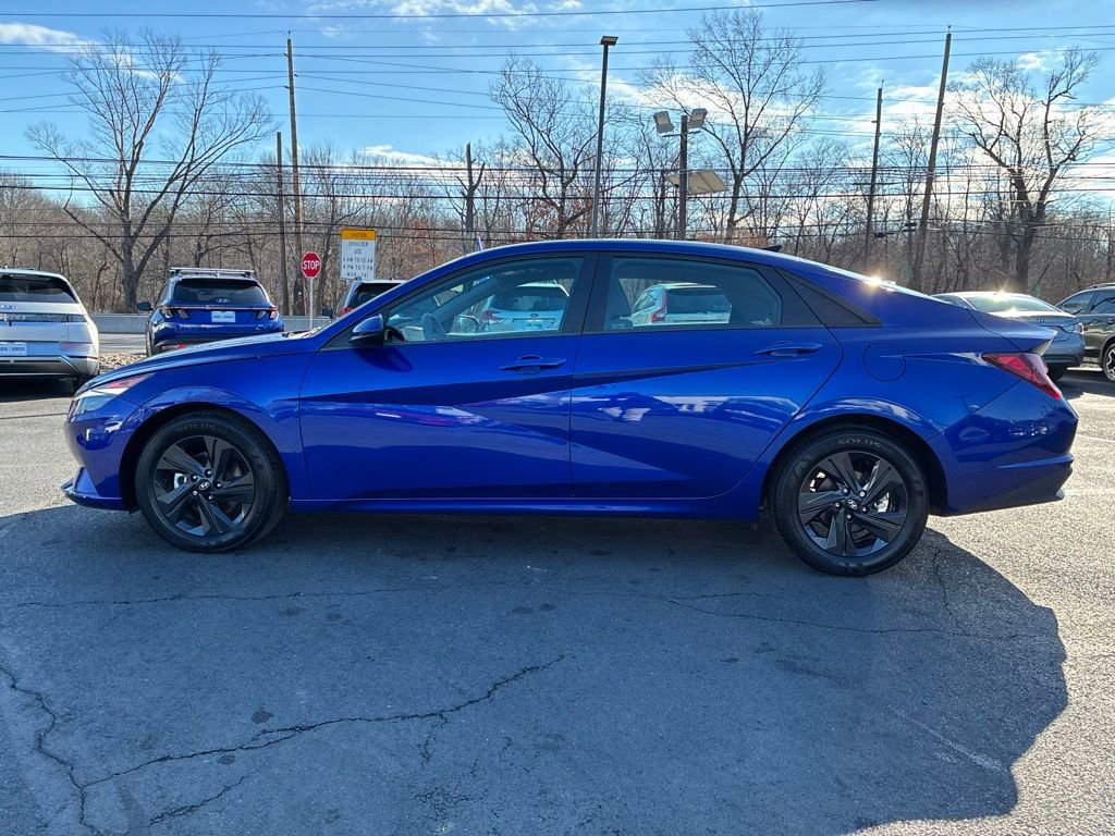 Used 2023 Hyundai Elantra SEL image 4