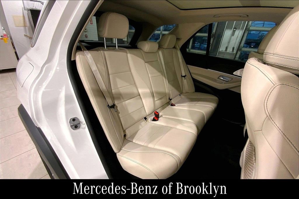 Certified 2022 Mercedes-Benz GLE 350 4MATIC image 21