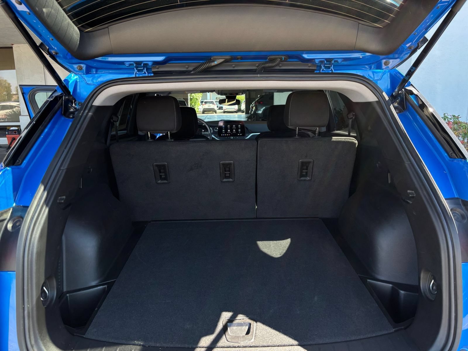 Used 2026 Chevrolet Blazer LT FWD image 32