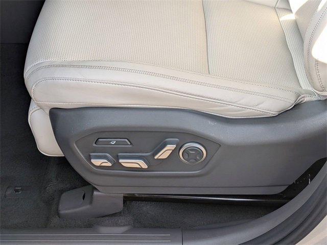 Used 2024 Hyundai Santa Fe Calligraphy image 12