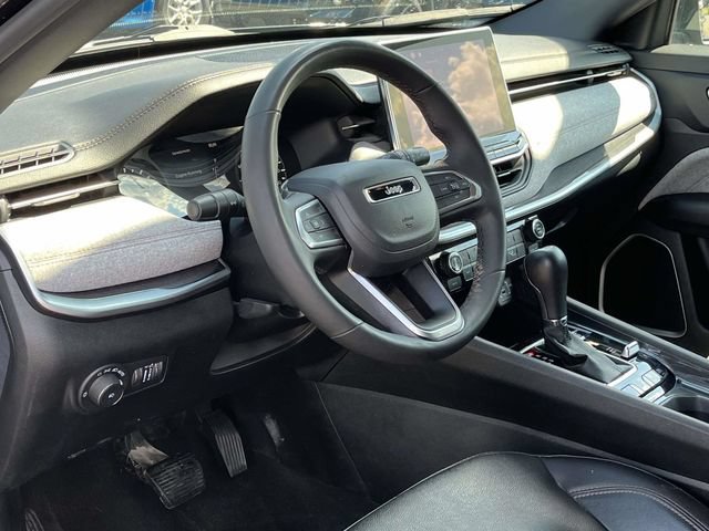 Used 2023 Jeep Compass Latitude AWD/4WD image 12