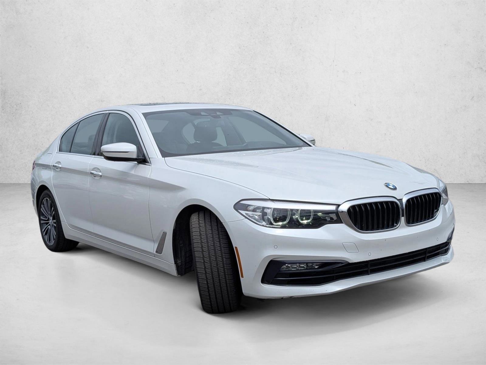 Used 2018 BMW 540i RWD image 3