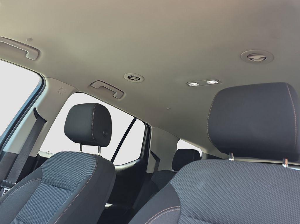 Used 2019 Chevrolet Traverse LS w/ LPO, Blackout Package FWD image 8