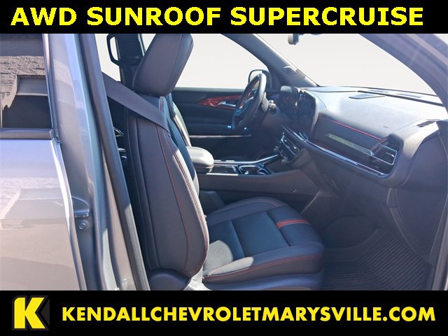 Used 2024 Chevrolet Traverse RS image 15