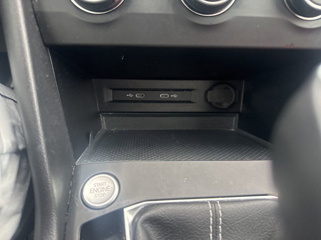 Used 2022 Volkswagen Taos S w/ IQ Drive S Package image 9