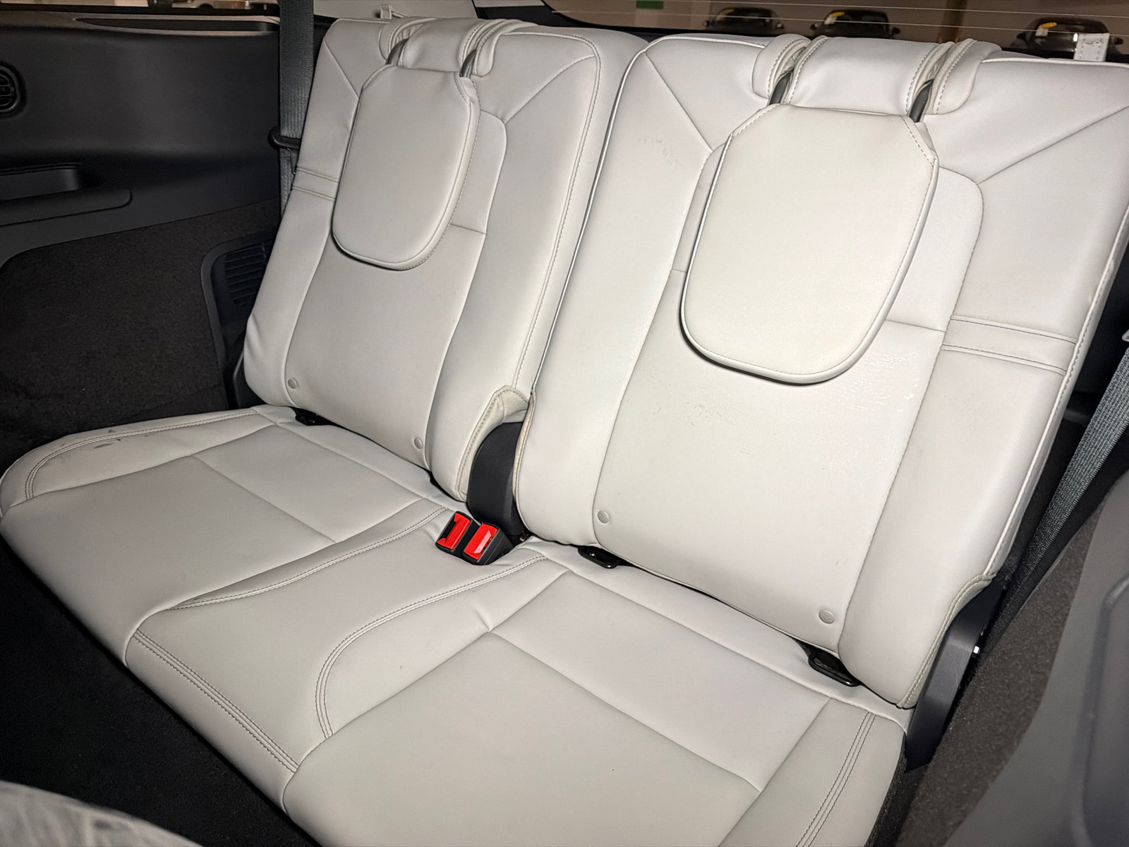 New 2027 Lincoln Aviator AWD image 22