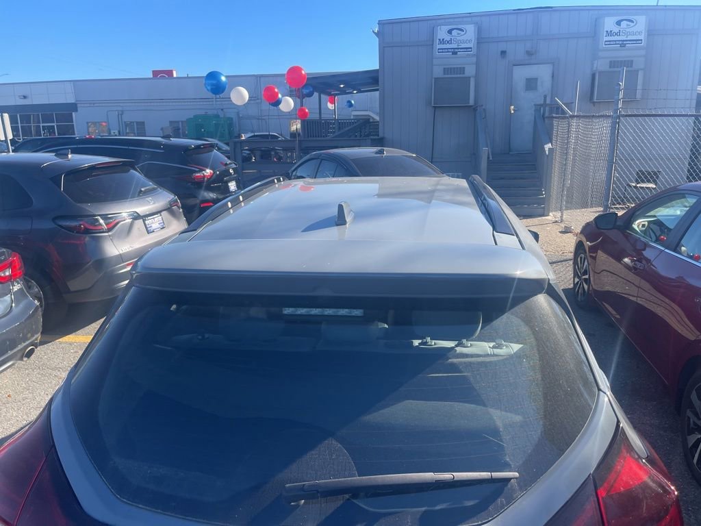 Used 2024 Nissan Kicks SR w/ SR Premium Package image 8