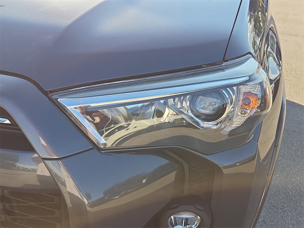 Used 2023 Toyota 4Runner SR5 Premium image 11