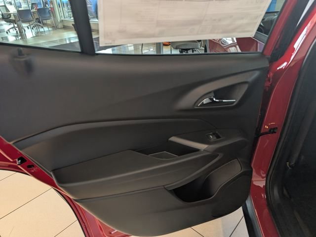 New 2026 Chevrolet Trax LS w/ LS Convenience Package image 10