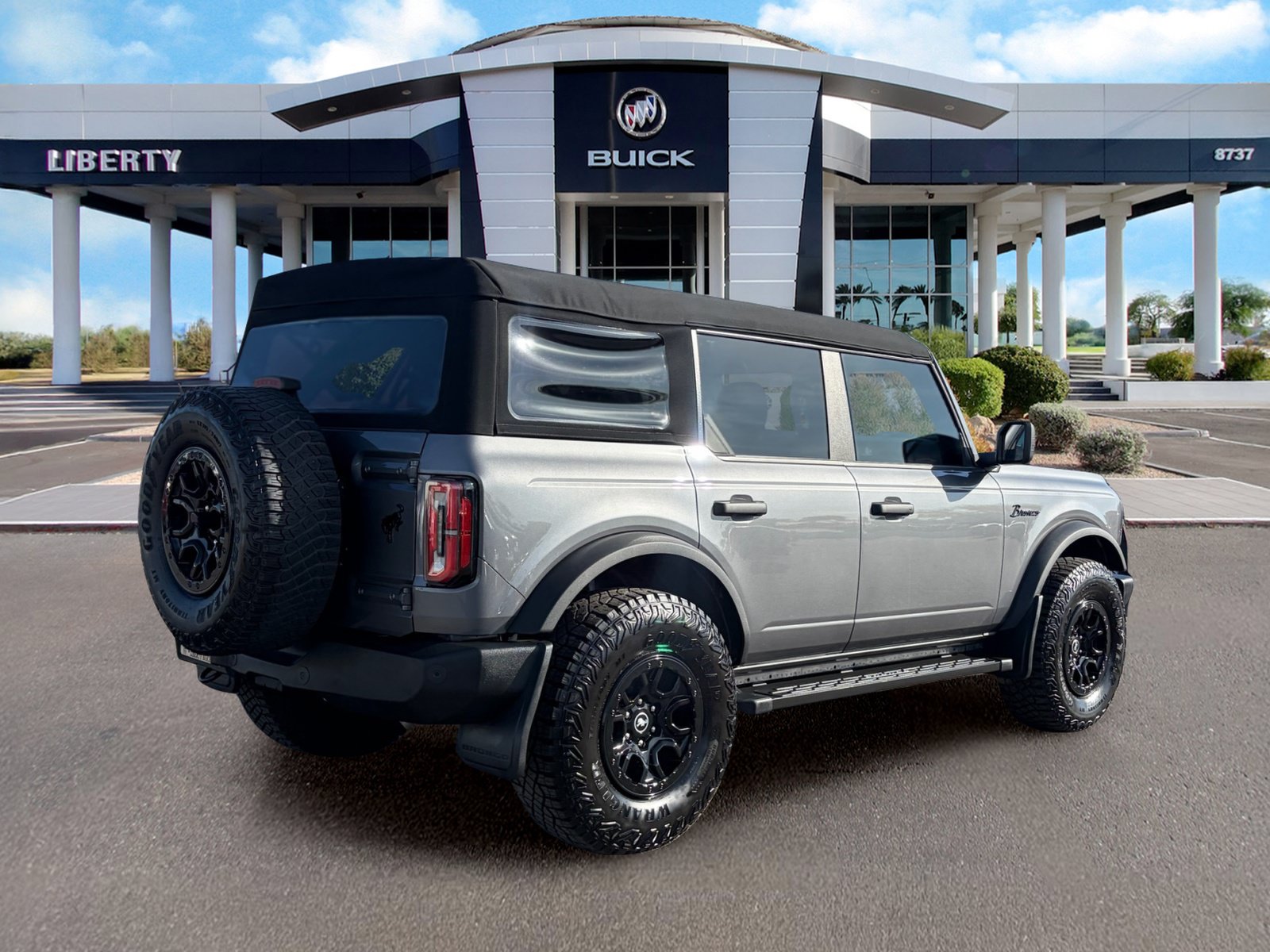 Used 2024 Ford Bronco Big Bend AWD/4WD image 4