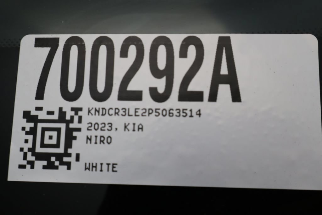 Used 2023 Kia Niro EX FWD image 38