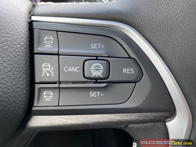 Certified 2026 Jeep Grand Cherokee Limited AWD/4WD image 19