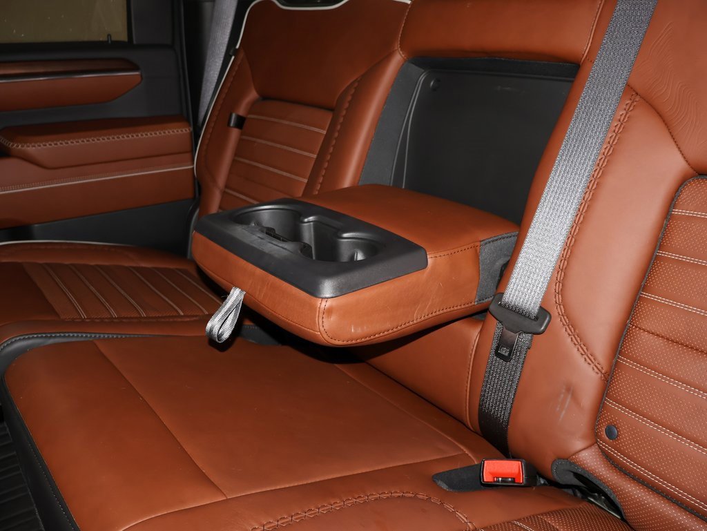 Certified 2024 GMC Sierra 3500 Denali Ultimate image 31