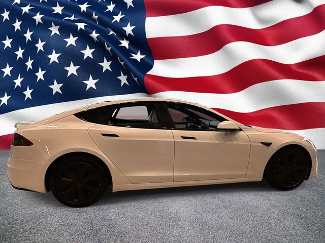 Used 2022 Tesla Model S Plaid image 11