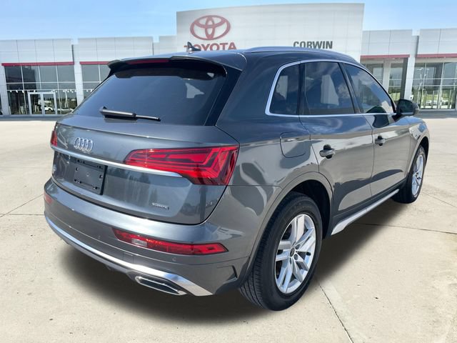 Used 2023 Audi Q5 2.0T Premium w/ Convenience Package AWD/4WD image 5
