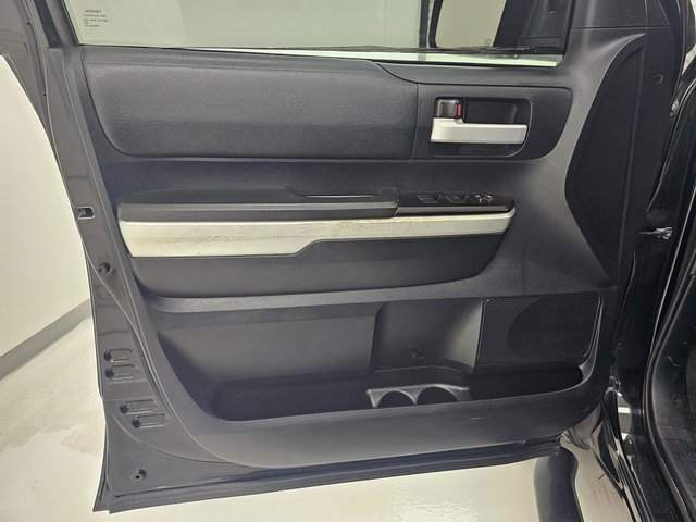 Used 2014 Toyota Tundra SR5 w/ SR5 Upgrade Package image 27