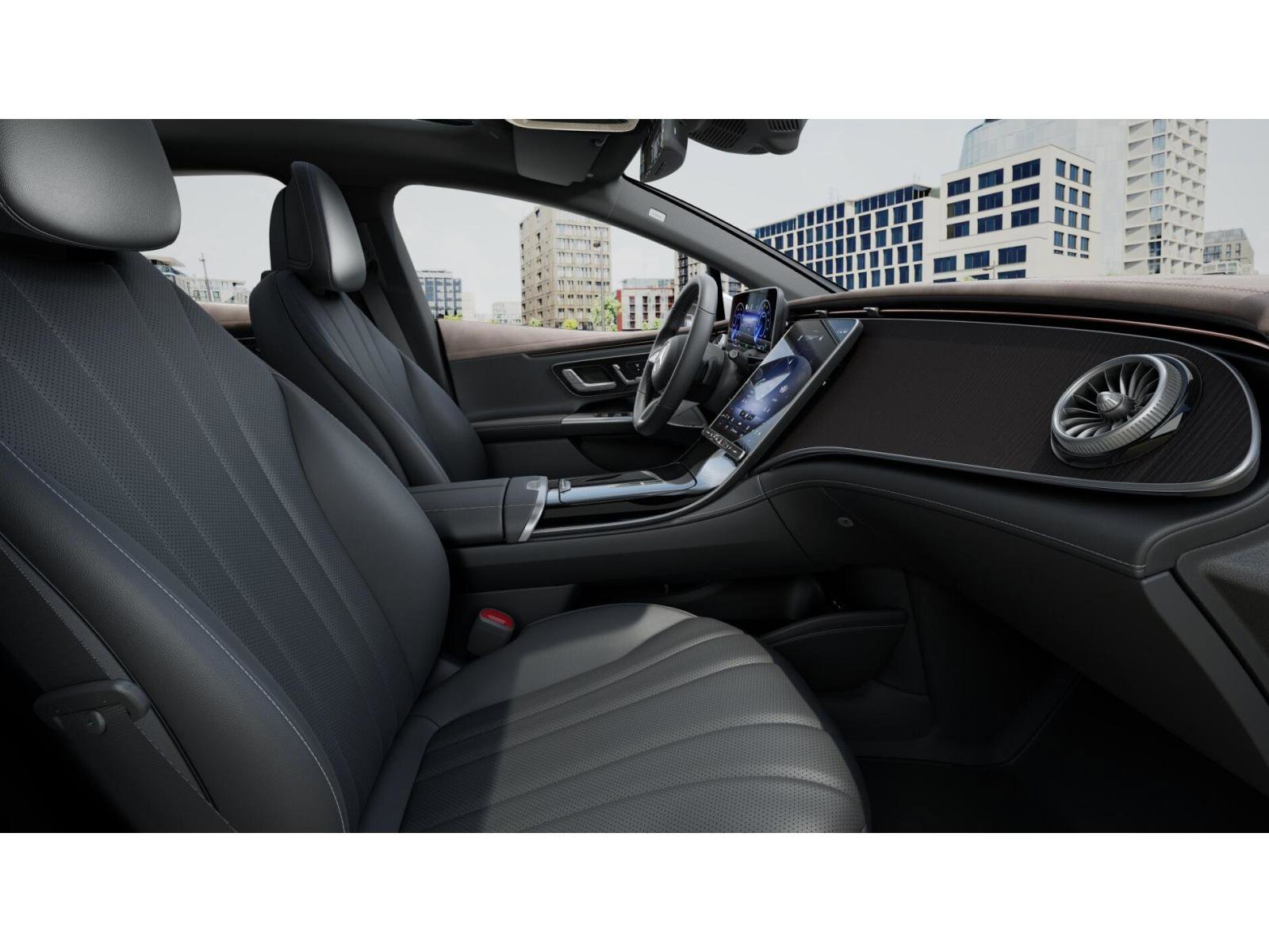 New 2026 Mercedes-Benz EQE 320 4MATIC Sedan image 4