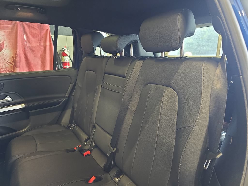 Used 2026 Mercedes-Benz GLB 250 image 16