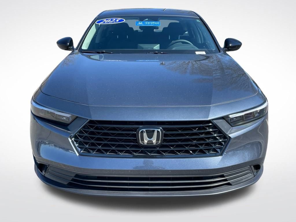 Certified 2025 Honda Accord SE image 9