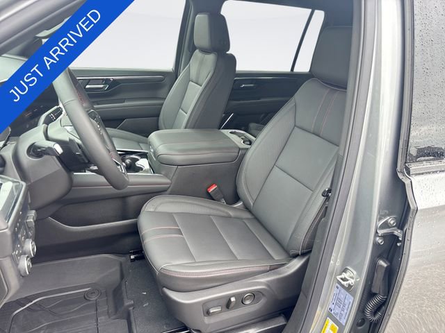 New 2026 Chevrolet Suburban RST w/ Comfort Package AWD/4WD image 11
