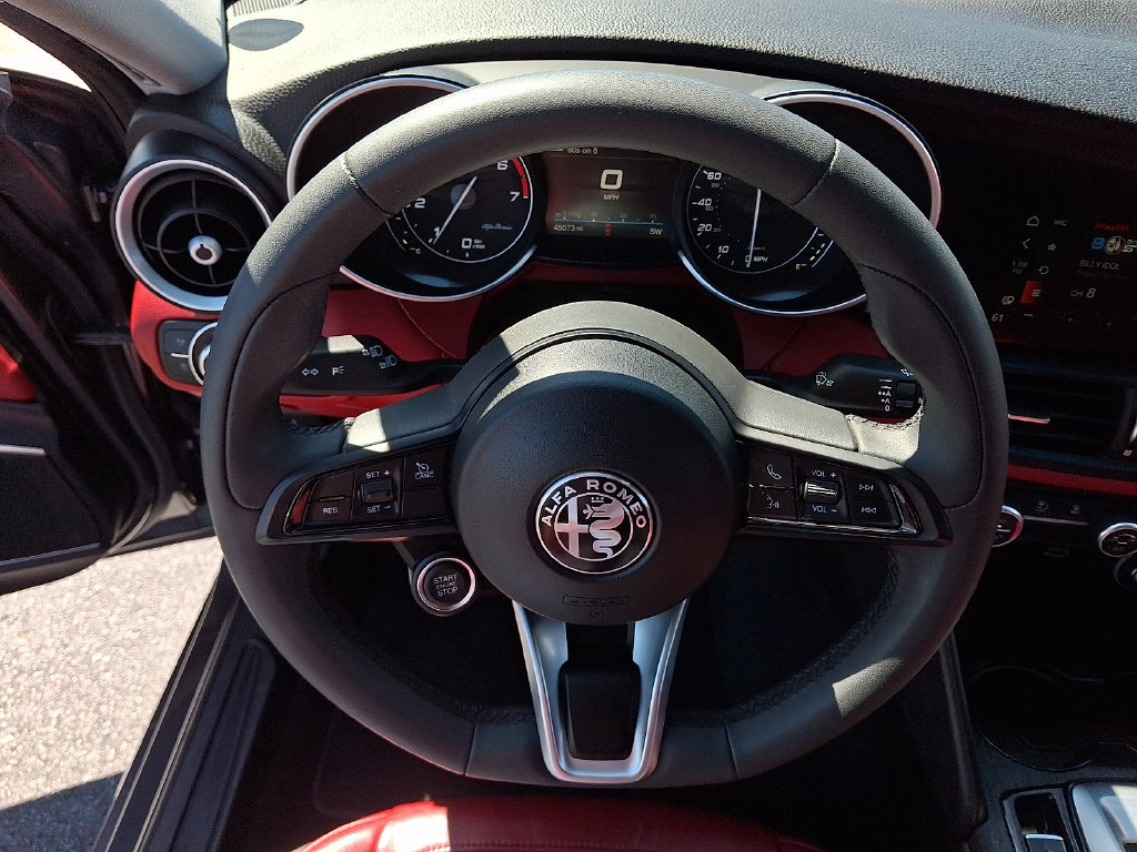 Used 2021 Alfa Romeo Giulia Sprint RWD image 18