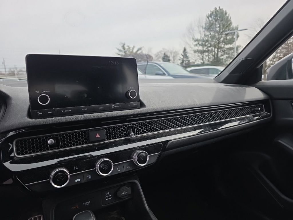 Used 2023 Honda Civic Sport image 17