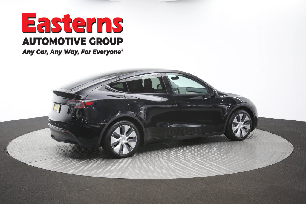 Used 2023 Tesla Model Y Long Range AWD/4WD image 38