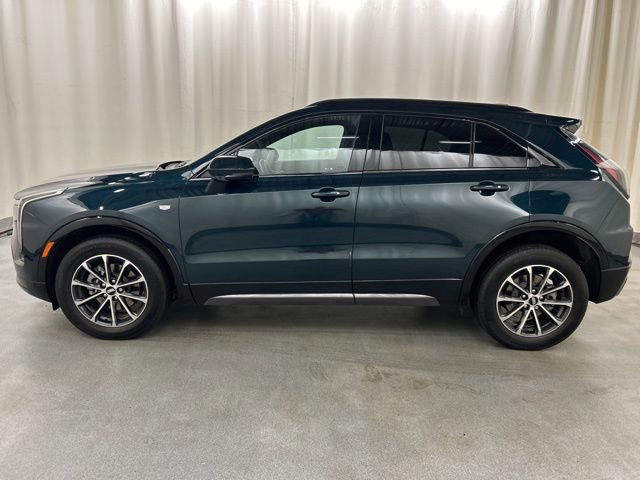 Used 2024 Cadillac XT4 Sport image 3