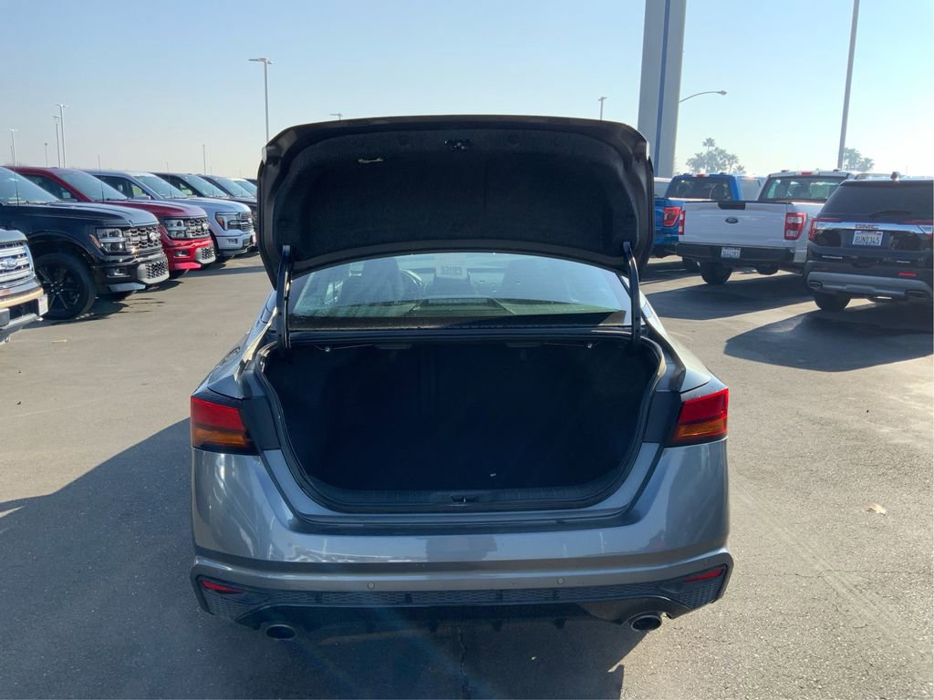 Used 2023 Nissan Altima 2.5 SR image 13