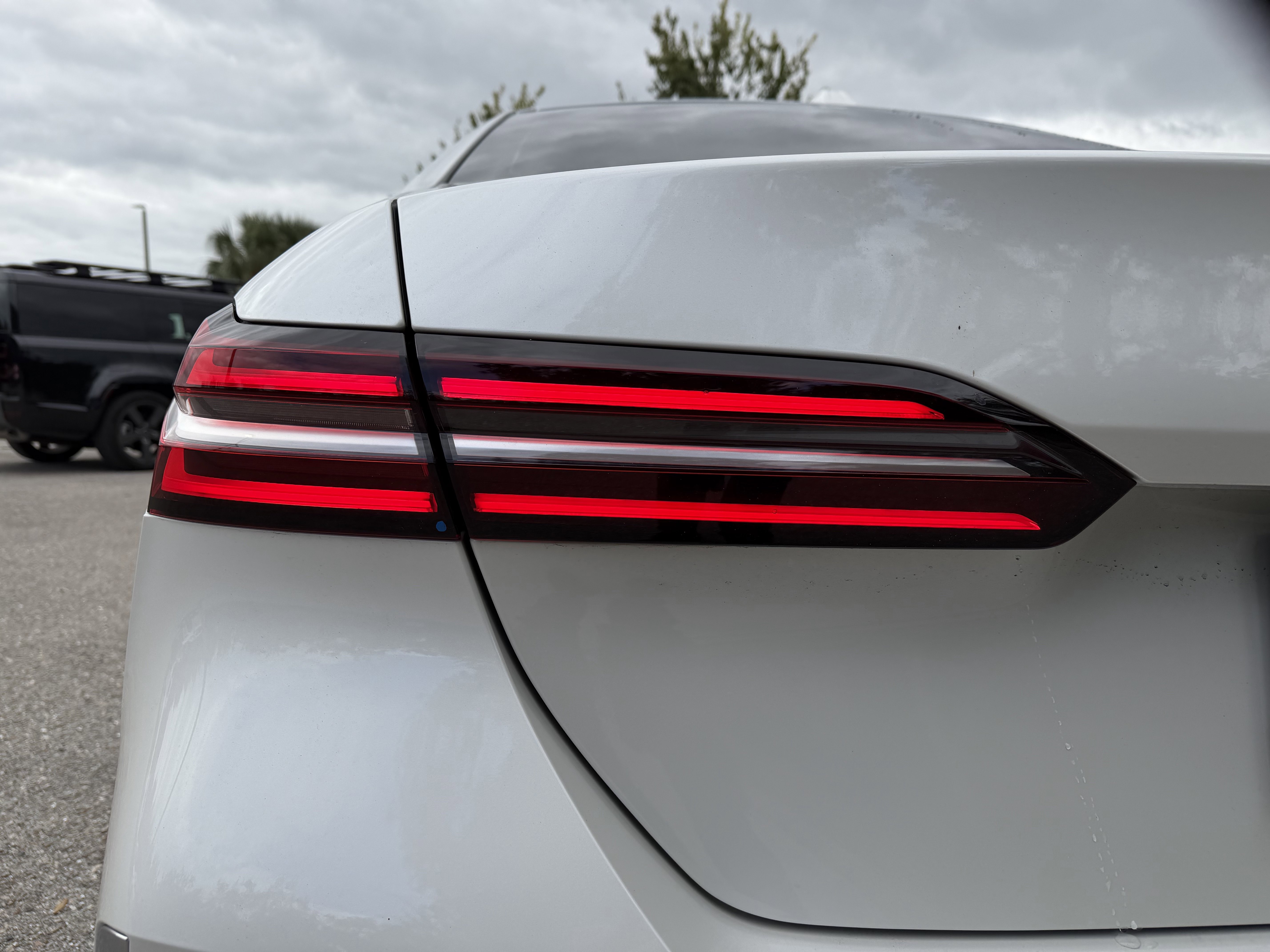 Used 2026 BMW 530i w/ Premium Package image 10