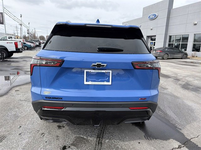 Used 2026 Chevrolet Equinox RS image 4