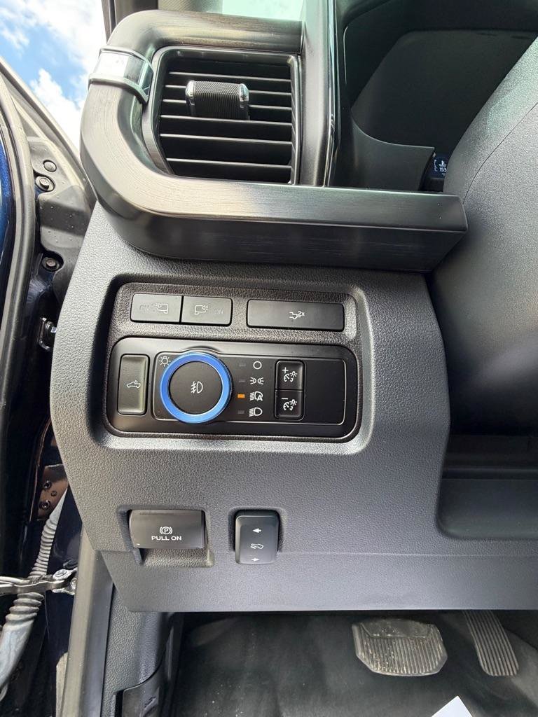 Used 2024 Ford F250 Lariat AWD/4WD image 11