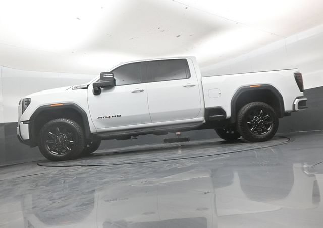 Used 2025 GMC Sierra 2500 AT4 AWD/4WD image 44