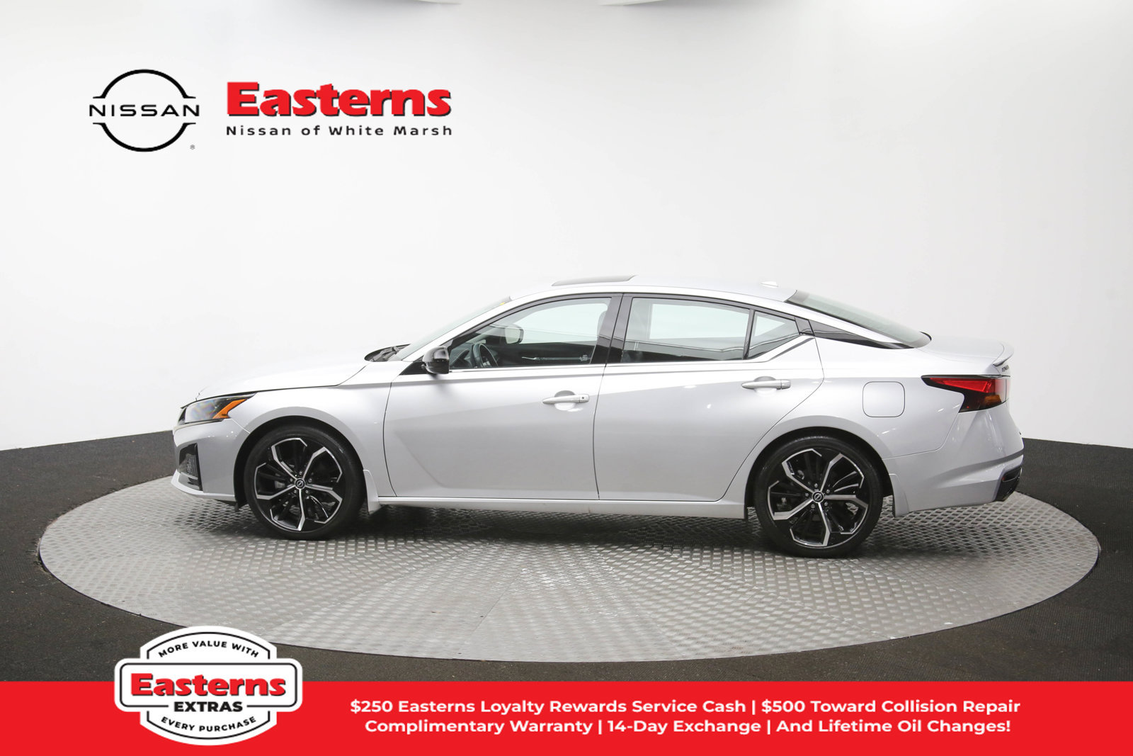 Used 2023 Nissan Altima 2.5 SR w/ SR Premium Package FWD image 59