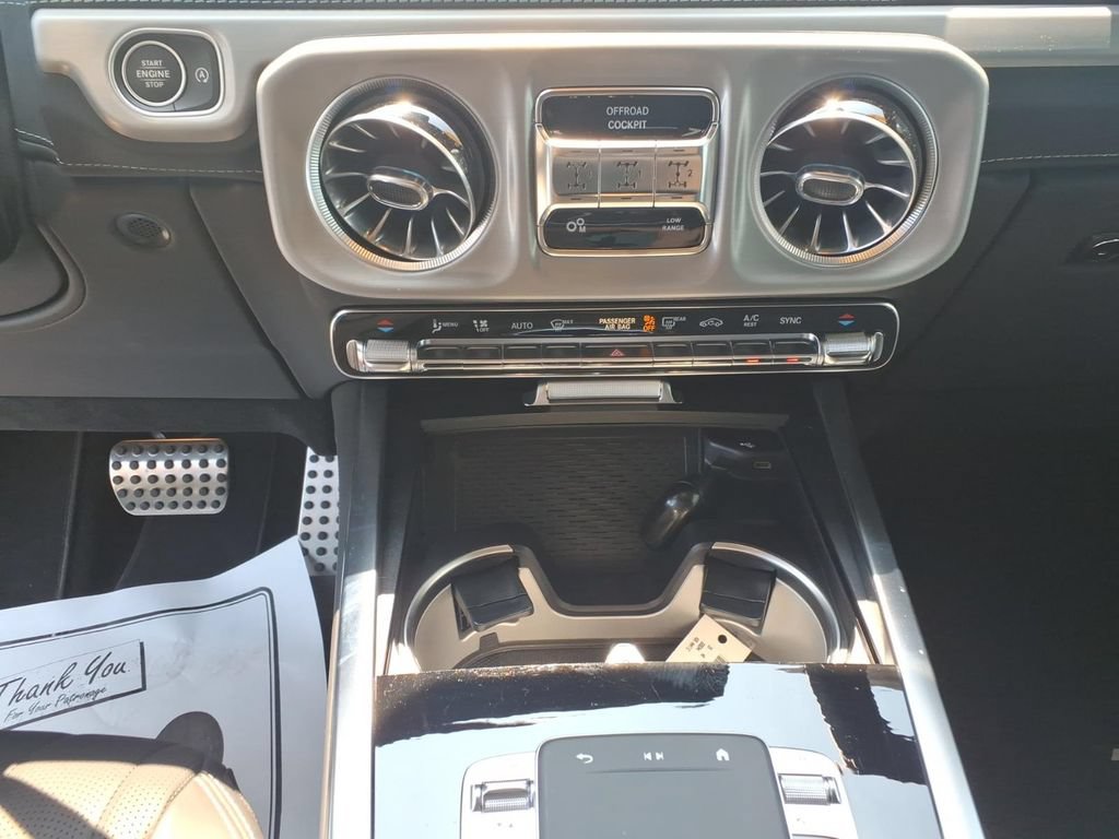 Used 2025 Mercedes-Benz G 550 image 25