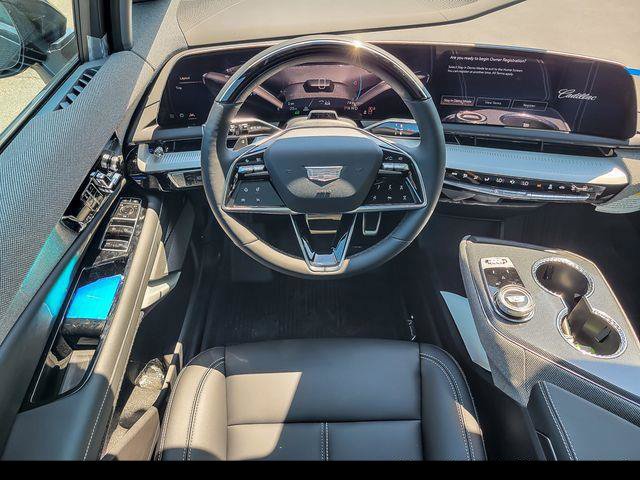 New 2026 Cadillac Optiq Luxury 1 w/ LPO, Floor Liner Package AWD/4WD image 17