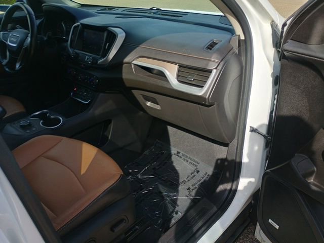 Used 2020 GMC Terrain SLT w/ Preferred Package AWD/4WD image 14