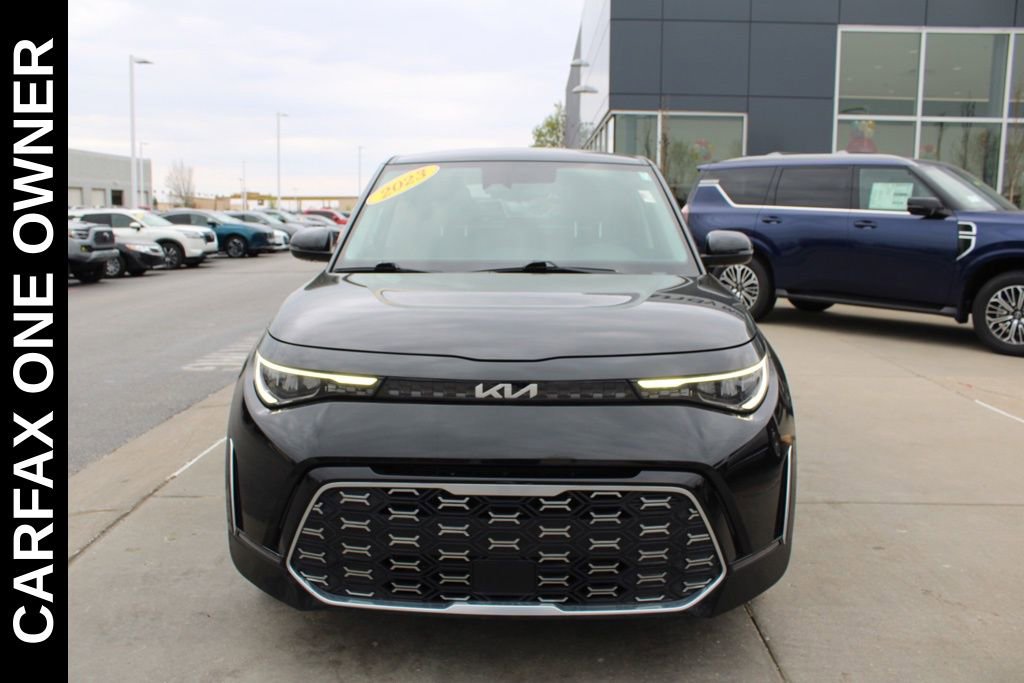 Used 2023 Kia Soul GT-Line w/ GT-Line Technology Package FWD image 2